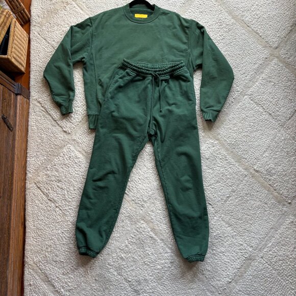 Yellow Label Co. THE COZY CREW and SIGNATURE SWEATS sweat set - Picture 6 of 9